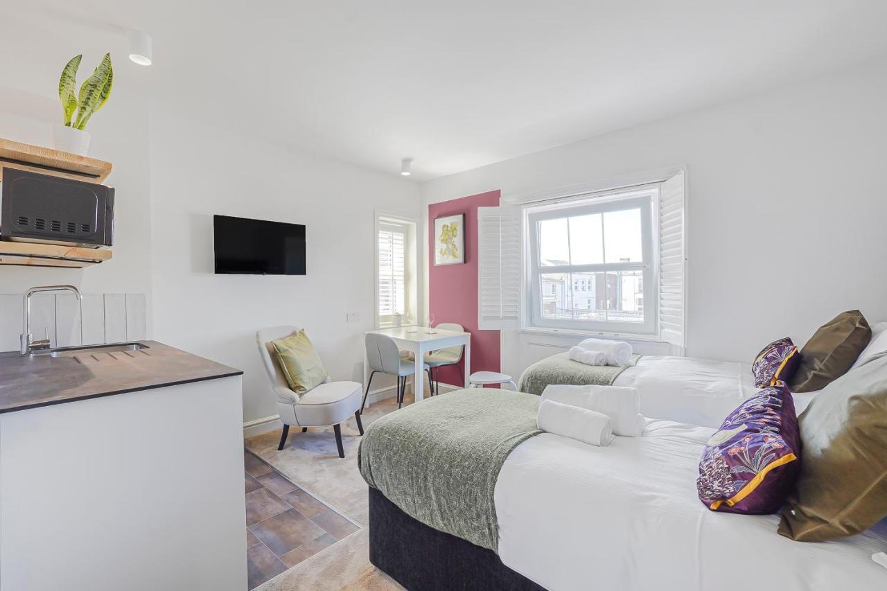 Stylish Eco Aparthotel In Folkestone Ngoại thất bức ảnh