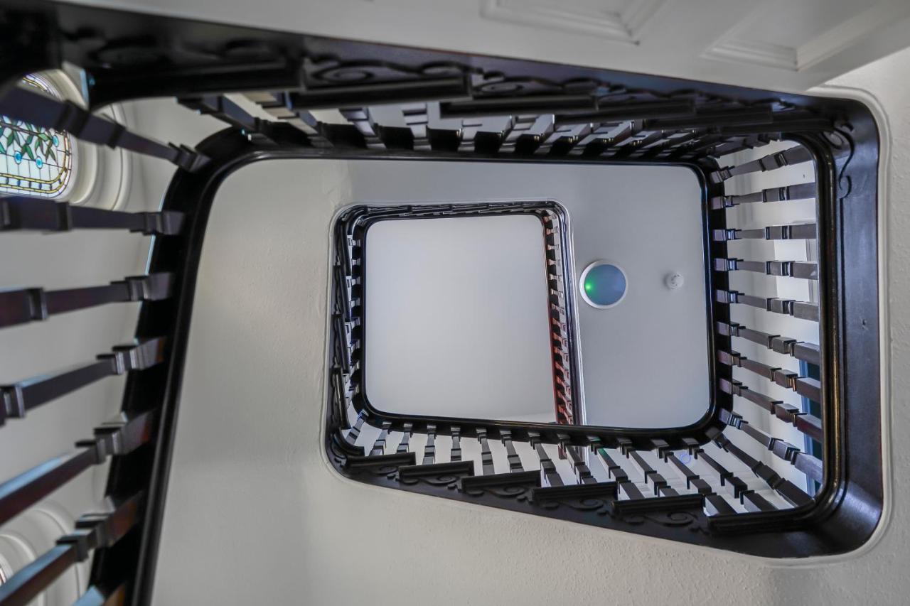 Stylish Eco Aparthotel In Folkestone Ngoại thất bức ảnh