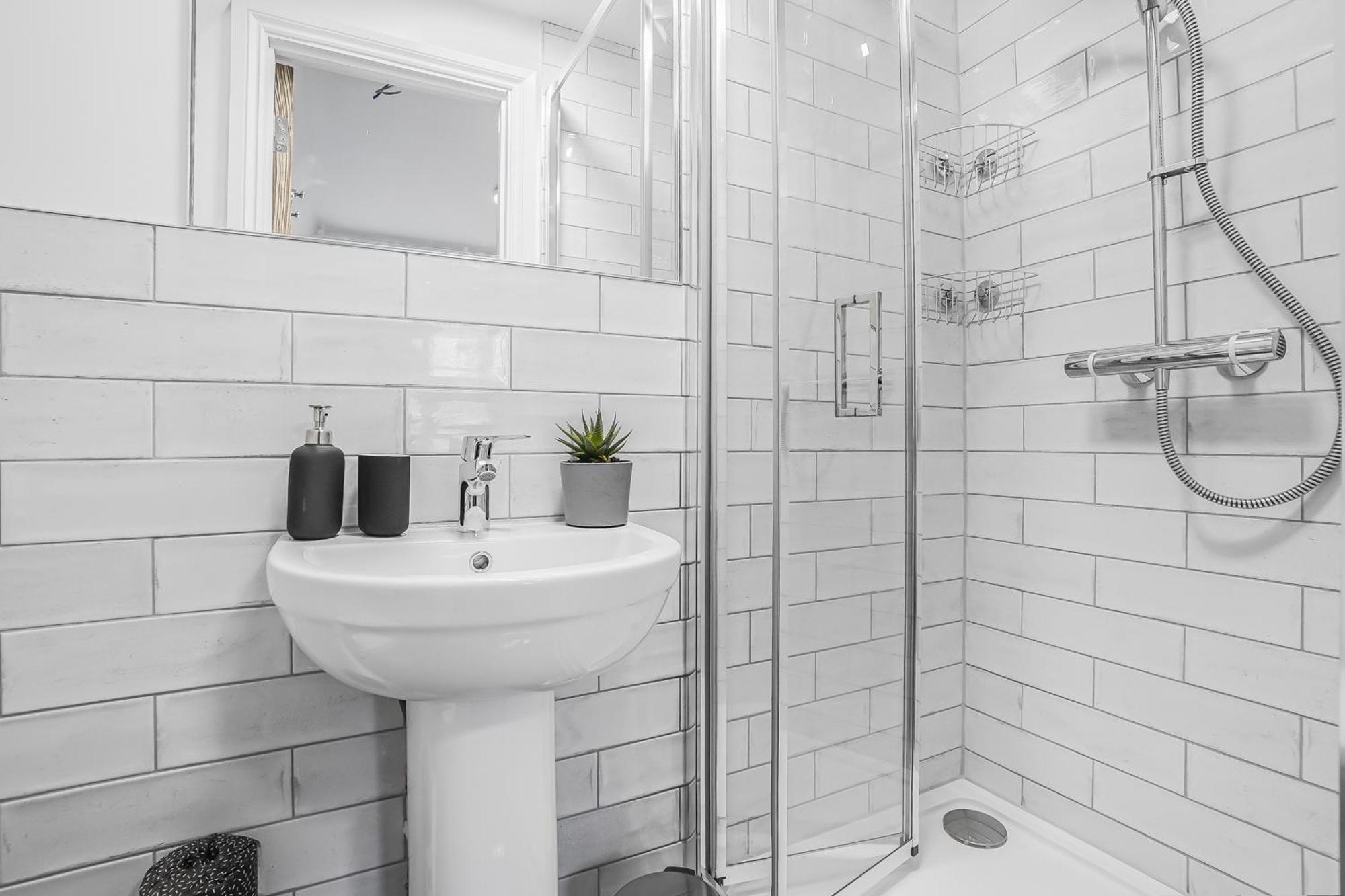 Stylish Eco Aparthotel In Folkestone Phòng bức ảnh