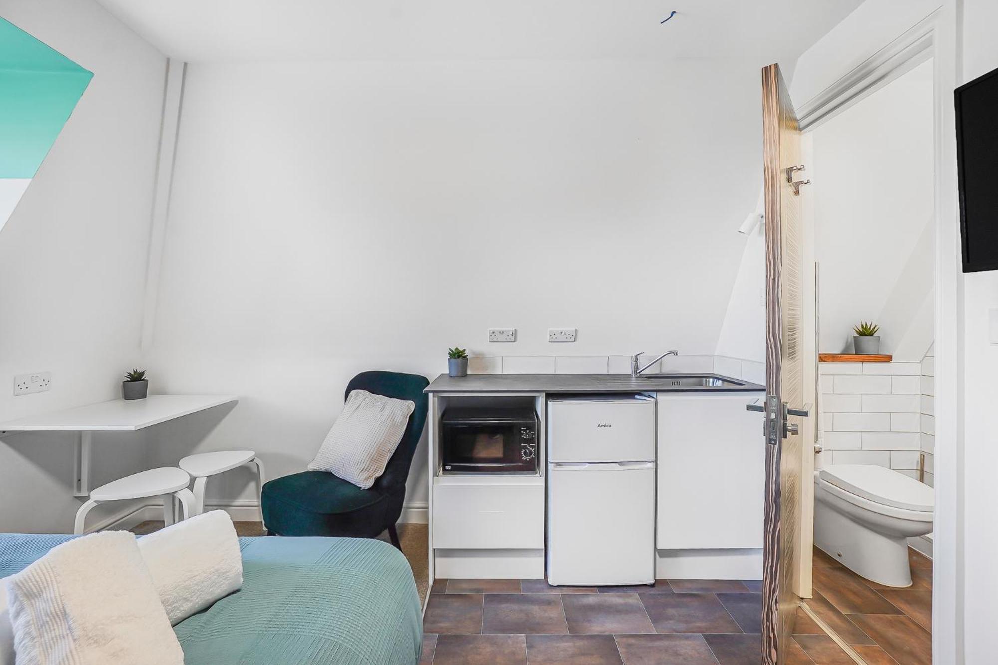 Stylish Eco Aparthotel In Folkestone Phòng bức ảnh